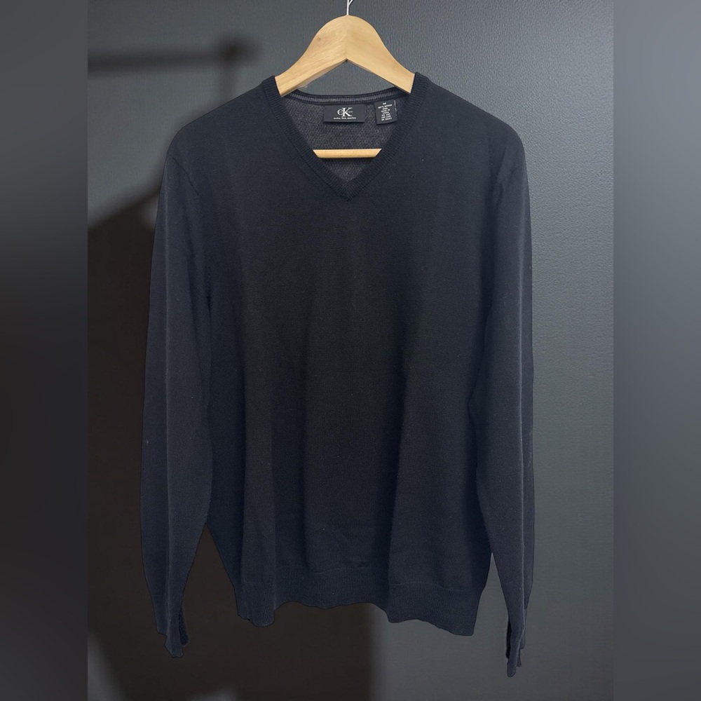 Calvin Klein Men's Black V-Neck Sweater